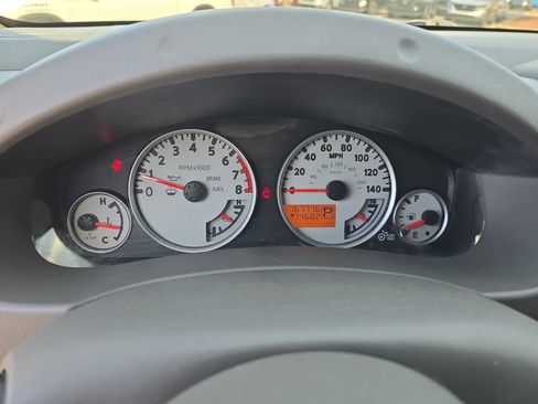 Used 2015 Nissan Frontier Desert Runner image 18