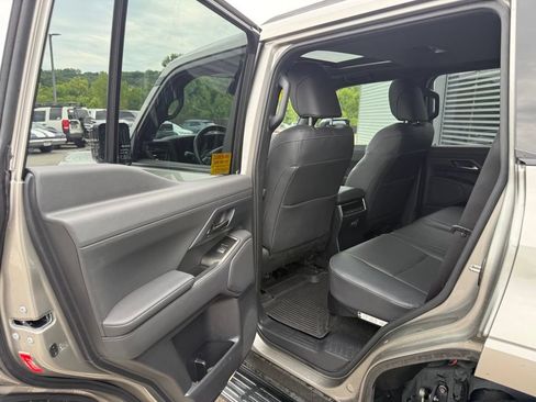 Used 2024 Lexus GX 550 w/ Cold Area Package AWD/4WD image 26
