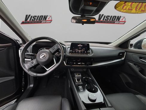 Used 2023 Nissan Rogue SV w/ SV Premium Package image 28