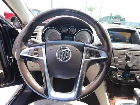 Used 2013 Buick Regal Premium FWD image 17