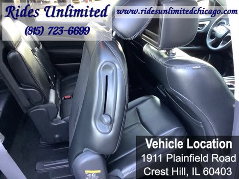Used 2015 Nissan Pathfinder Platinum w/ Family Entertainment Package AWD/4WD image 39