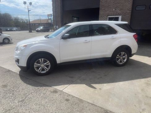 Used 2013 Chevrolet Equinox LS image 2