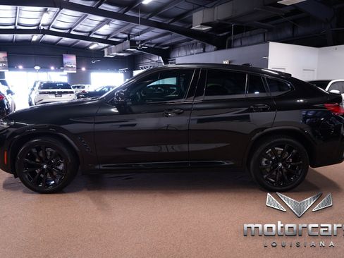 Used 2023 BMW X4 xDrive30i w/ M Sport Package AWD/4WD image 4