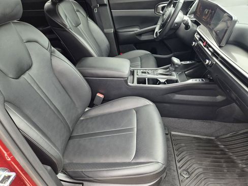 Used 2025 Kia Sorento S FWD image 12