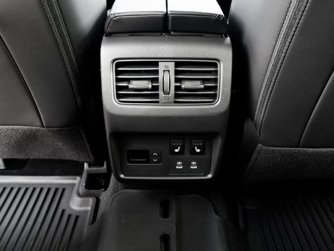 New 2026 Nissan Rogue Platinum image 13