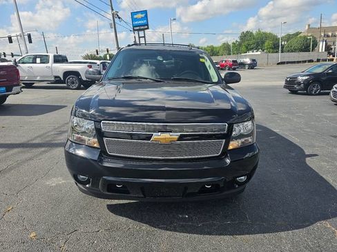 Used 2007 Chevrolet Avalanche LTZ w/ LTZ Preferred Equipment Group RWD image 3