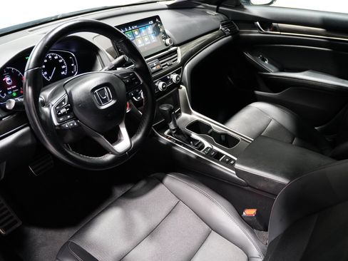 Used 2021 Honda Accord Sport image 10