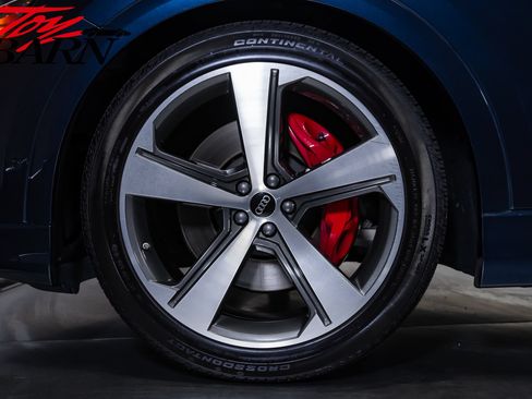 Used 2024 Audi SQ8 Prestige AWD/4WD image 15