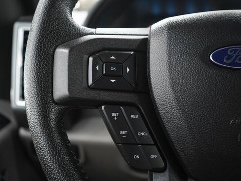 Used 2015 Ford F150 XLT w/ Equipment Group 302A Luxury AWD/4WD image 23