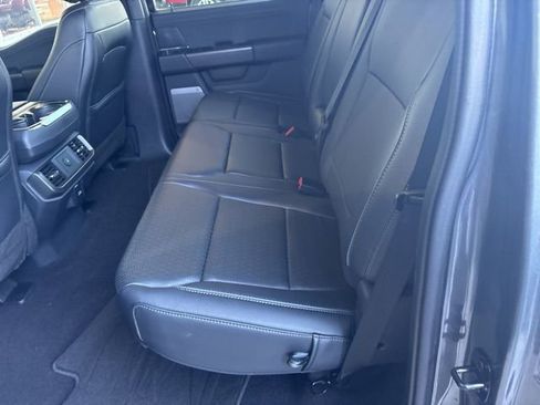 Used 2025 Ford F150 Lariat w/ Equipment Group 501A Mid image 8