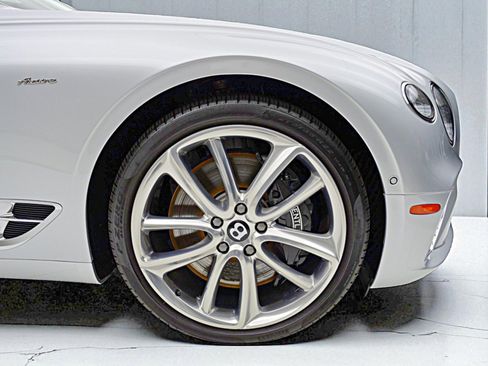 Used 2023 Bentley Continental GT Azure AWD/4WD image 50