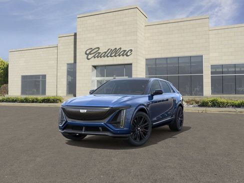 New 2026 Cadillac Lyriq V w/ Exterior Carbon Fiber Package AWD/4WD image 8
