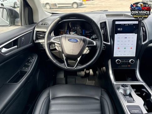 Certified 2022 Ford Edge SEL w/ Convenience Package AWD/4WD image 12