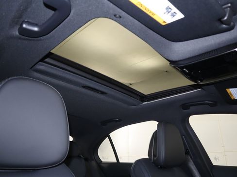 Certified 2025 Mercedes-Benz C 300 Sedan image 19