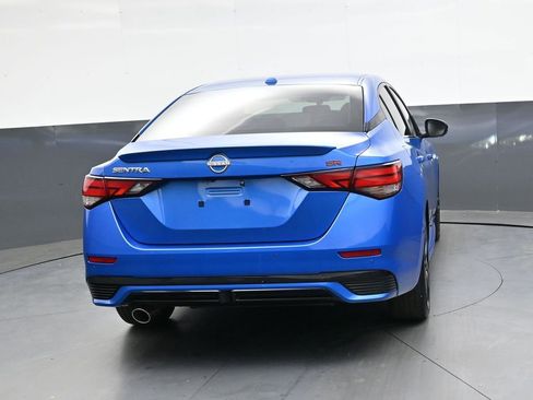 Used 2024 Nissan Sentra SR w/ SR Premium Package FWD image 4