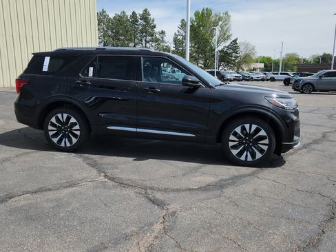 New 2026 Ford Explorer Platinum AWD/4WD image 15