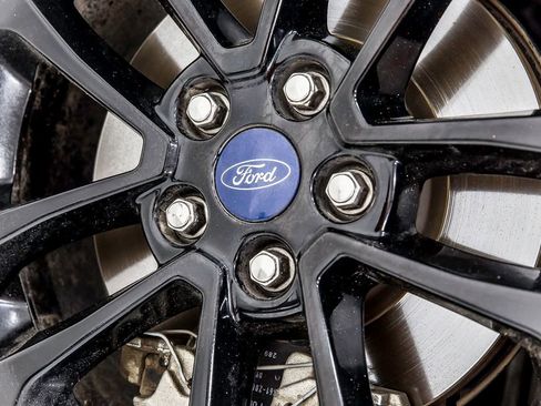 Used 2020 Ford Escape SE Sport image 40