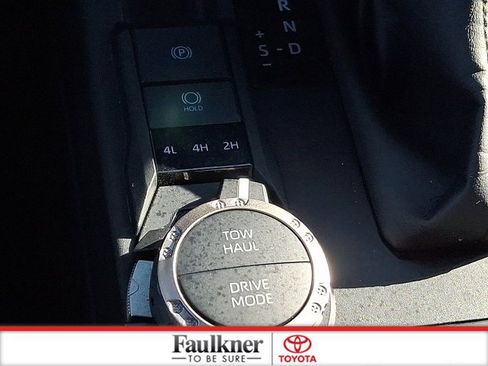 Certified 2025 Toyota 4Runner SR5 AWD/4WD image 23