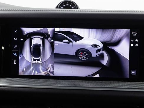 Used 2024 Porsche Cayenne S image 21