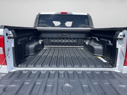 New 2026 Ford Maverick XL FWD image 11