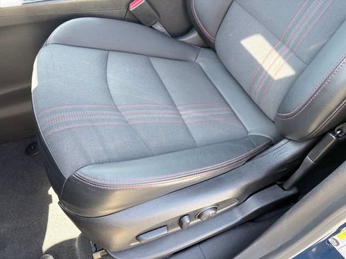 Used 2022 Chevrolet Equinox RS FWD image 10
