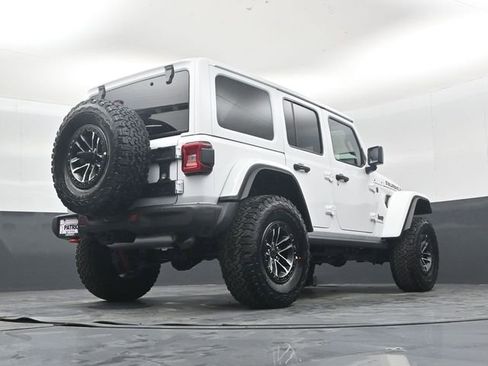 New 2026 Jeep Wrangler Unlimited Rubicon w/ Xtreme 35 Tire Package AWD/4WD image 40