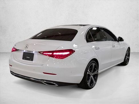 Used 2025 Mercedes-Benz C 300 Sedan image 5