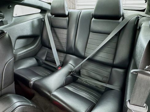Used 2013 Ford Mustang Premium image 11
