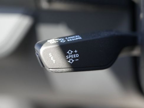 Used 2022 Audi e-tron GT Premium Plus image 51