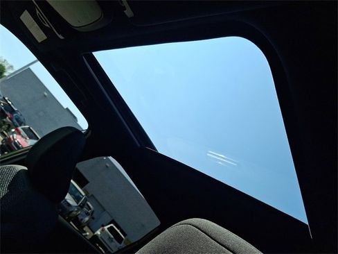 Certified 2025 Subaru Forester Premium image 14