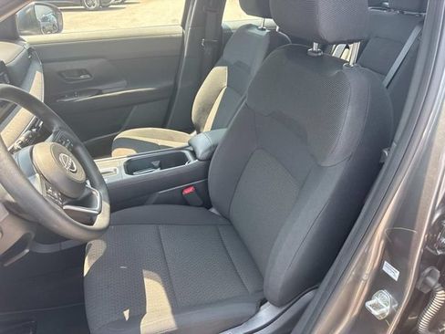 Used 2026 Nissan Kicks S FWD image 23
