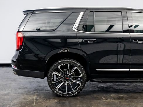 Used 2025 GMC Yukon Denali image 28