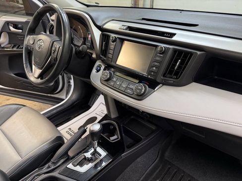 Used 2017 Toyota RAV4 Limited w/ Protection Package image 38