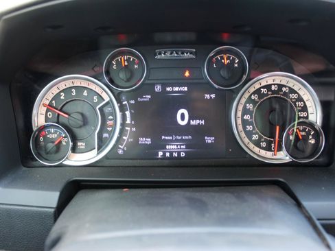 Used 2016 RAM 2500 Laramie w/ Protection Group AWD/4WD image 25