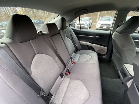 Used 2023 Toyota Camry LE image 31