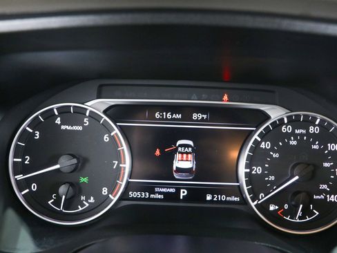 Used 2025 Nissan Rogue SV FWD image 15