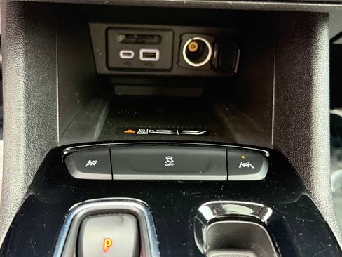 Used 2023 Chevrolet Bolt EUV Premier w/ Sun & Sound Package FWD image 25