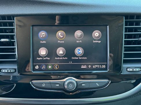 Used 2022 Buick Encore Preferred w/ Safety Package II image 18