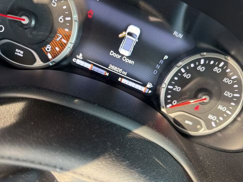 Used 2022 Jeep Renegade Altitude image 12