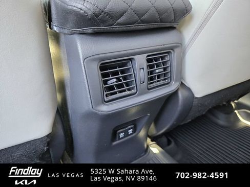 Used 2020 Toyota RAV4 Limited AWD/4WD image 16