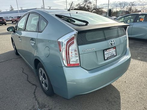 Used 2012 Toyota Prius Two image 4