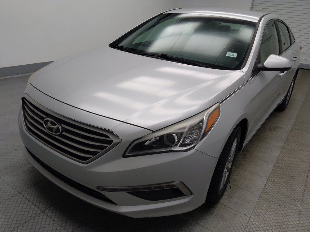Used 2015 Hyundai Sonata SE w/ Option Group 02 FWD image 15