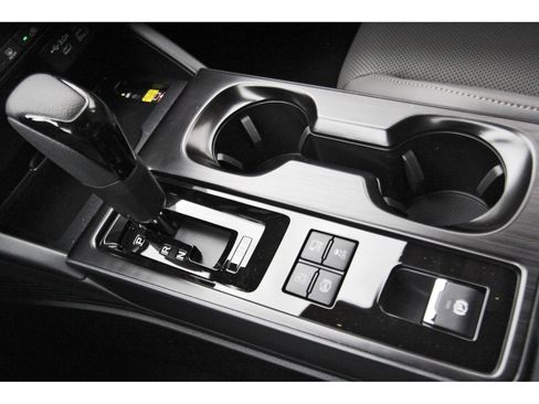 New 2026 Subaru Outback Limited XT AWD/4WD image 24