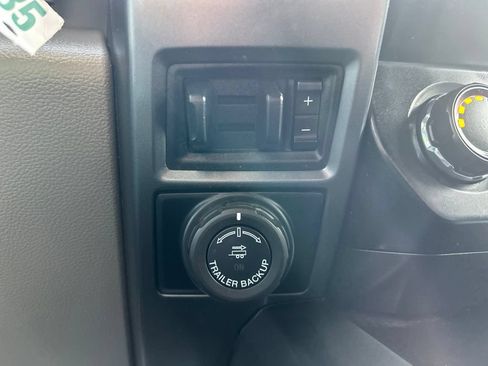 Used 2021 Ford F250 XLT w/ XLT Value Package AWD/4WD image 27