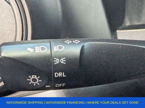 Used 2020 Toyota Tacoma SR image 32