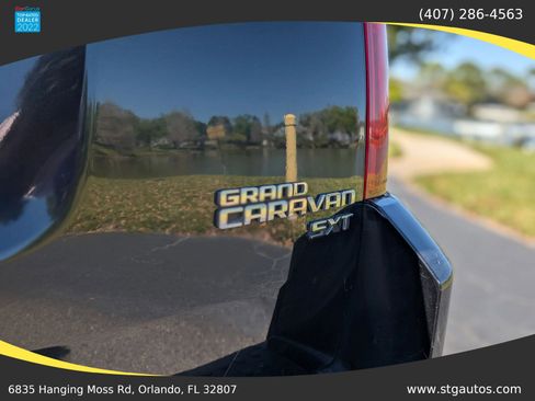 Used 2009 Dodge Grand Caravan SXT FWD image 5
