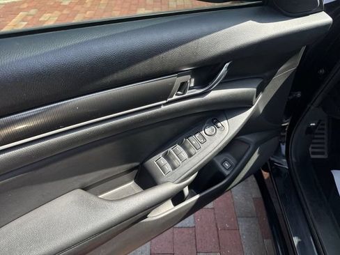 Used 2020 Honda Accord Sport image 13