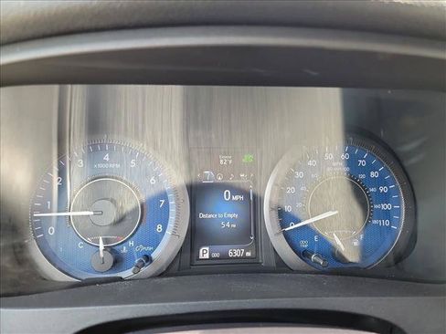 Used 2020 Toyota Sienna XLE w/ XLE Navigation Package FWD image 15