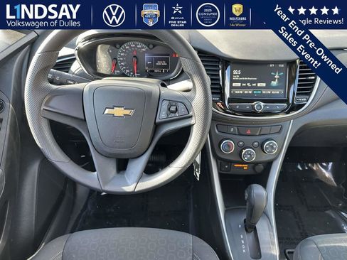 Used 2017 Chevrolet Trax LS image 10