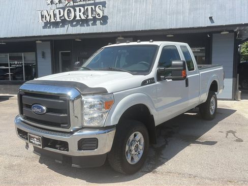 Used 2016 Ford F250 XL w/ XL Appearance Package AWD/4WD image 1